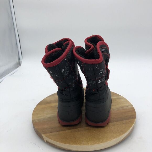 Kamik Snow bug Snow Boots Boys 9 Black Red Mid-Calf Pull On Space Rocket - Picture 3 of 8